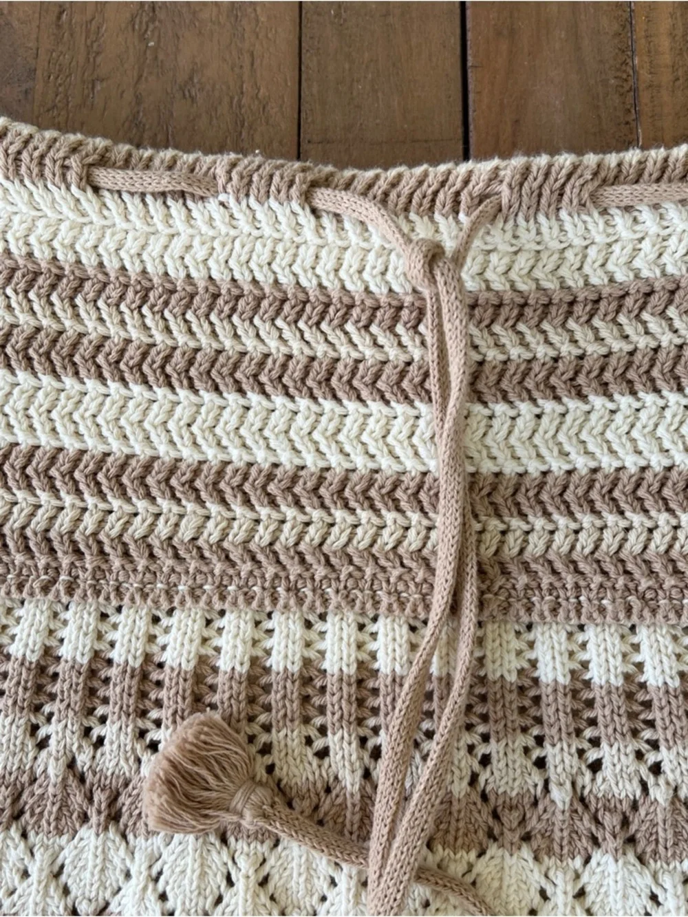 Free People Beach Crocheted Knit Mini Skirt XS Beige Cream Stripe Boho Festival